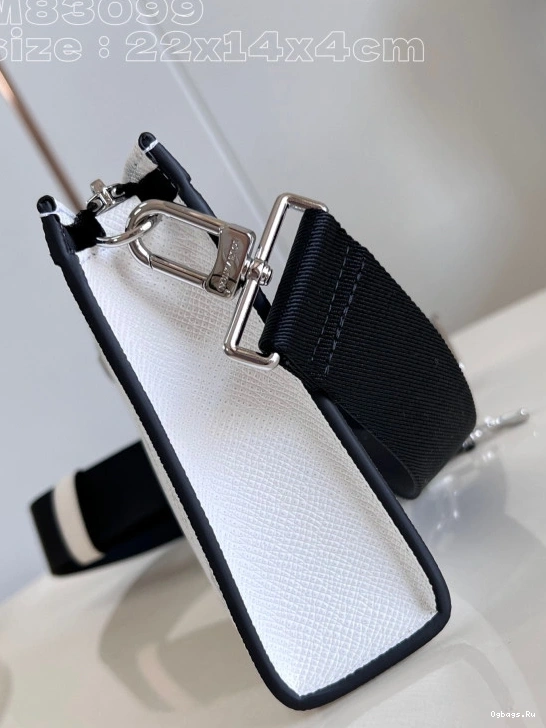 Gaston Wallet Wearable -22*14.5*4.5CM VUITTON LOUIS 0411